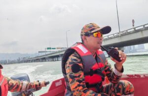 PEMANCING DIKHUATIRI LEMAS TERJATUH DI PERAIRAN JAMBATAN PULAU PINANG