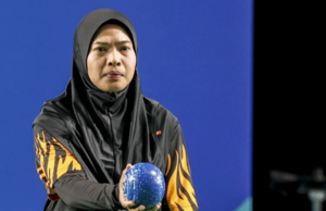 EMMA MOHON MAAF, JANJI BANGKIT SEMULA