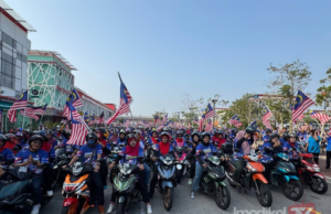 RIBUAN BELIA PELBAGAI KAUM KONVOI MOTOSIKAL KIBAR JALUR GEMILANG