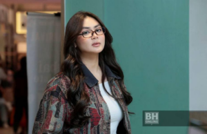 BELLA DOWANNA LINDUNG SI DIA ELAK KENA KEBAS