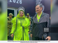 KESUNGGUHAN, SIKAP ROMANTIS FAZLEY PIKAT VIDA