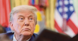 TRUMP PULA TUNTUT IRAN BAYAR PAMPASAN PERANG