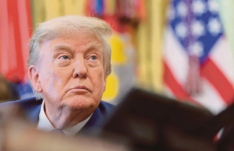 TRUMP PULA TUNTUT IRAN BAYAR PAMPASAN PERANG