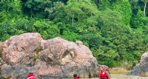 REMAJA LEMAS DITEMUI 100 METER DARI LOKASI KEJADIAN
