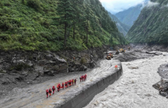 TUJUH MAUT, 554 HILANG SELEPAS TANAH RUNTUH DI PELABUHAN SEMPADAN TIBET, CHINA