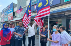 200 JALUR GEMILANG SIAP DIPASANG PADA KAYU DIEDAR ELAK KESILAPAN PEMASANGAN