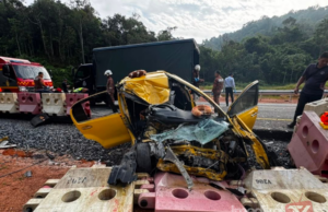 TIGA MAUT, SEORANG PARAH DALAM NAHAS TRELER TANGKI DI GUA MUSANG