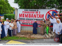 PENDUDUK BANTAH BINA KONDOMINIUM DALAM KAWASAN INDERA MAHKOTA LIMA