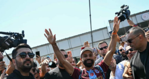 CARRAGHER TERKEJUT SALAH PILIH LIGA TURKIYE