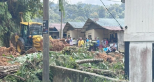 HUJAN LEBAT TIGA JAM PUNCA TANAH RUNTUH DI KAMPUNG SUNGAI UBI – PENGARAH APM