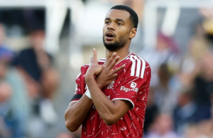 LIVERPOOL TAK JUMPA PENGGANTI, GAKPO GAGAL KE CITY