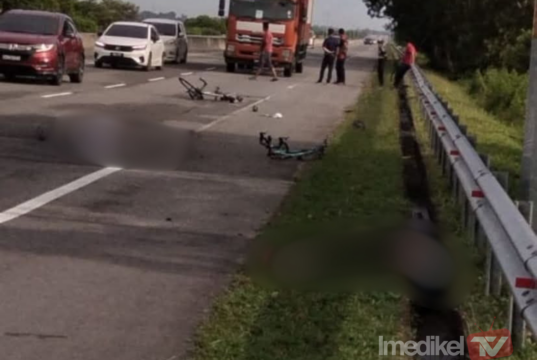 DUA PENUNGGANG BASIKAL MAUT DIREMPUH PERODUA KELISA