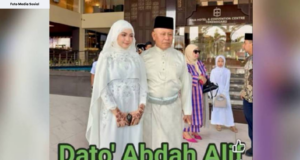 BEKAS PEMAIN HARIMAU MALAYA BERUSIA 72 TAHUN KAHWIN DENGAN GADIS 20 TAHUN?