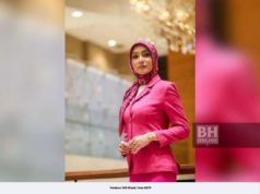 DUA MINGGU TERINGAT BABAK MANDI JENAZAH – SITI ELIZAD