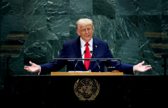 TRUMP MAHU PERCEPAT PEMBANGUNAN AI MESKIPUN BERISIKO