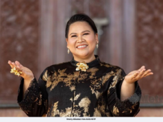 SHERRY ALHADAD GEMENTAR JAYAKAN TEATER MUZIKAL MANSUR DAN LIU
