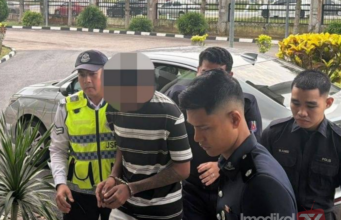 OPERATOR KILANG DI SINGAPURA MENGAKU TIDAK BERSALAH LANGGAR POLIS TRAFIK