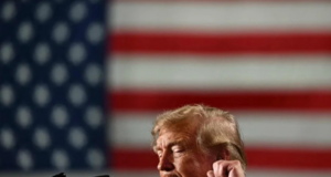 TRUMP TAWAR GANJARAN RM4.087 JUTA BAGI MAKLUMAT PENIPUAN PILIHAN RAYA