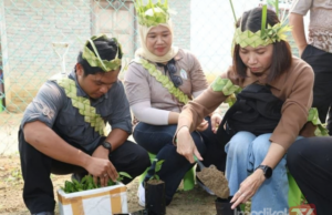 PESERTA TROPFOFEST TIMBA ILMU DENGAN ORANG ASLI JANDA BAIK