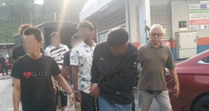 PEMANDU LORI CURI DIREMAN TIGA HARI