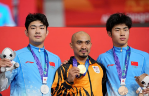 AZIZULHASNI AKAN PERLAHAN RENTAK SELEPAS KEJOHANAN DUNIA