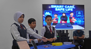 YDSM ANGKAT MARTABAT PENDIDIKAN STEM MELALUI PERTANDINGAN INOVATOR MUDA