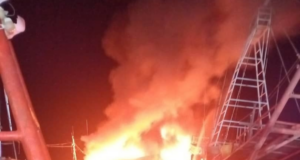 BOT NELAYAN MUSNAH TERBAKAR
