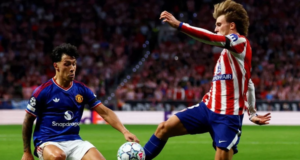 MARTINEZ KRITIK PENGURUSAN MANCHESTER UNITED