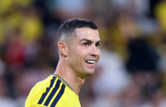 RONALDO PALING KAYA, GAJI RM2.66 JUTA SEHARI