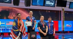 NATASHA RAIH PERAK, TERLEPAS PERTAHAN GELARAN PIALA DUNIA