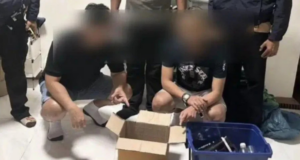 DUA LELAKI TERMASUK WARGA MALAYSIA DISYAKI JUAL ‘VAPE ZOMBIE’ DITAHAN DI HAT YAI