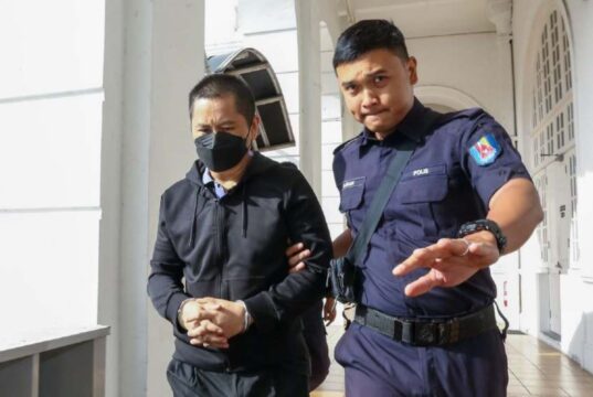 DSP LANGGAR MATI PELAJAR DIPENJARA: ‘APA SAJA HUKUMAN TIDAK KEMBALIKAN ANAK SAYA’ – BAPA MANGSA